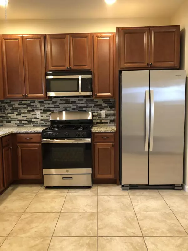 Totowa, NJ 07512,65 Dewey Avenue