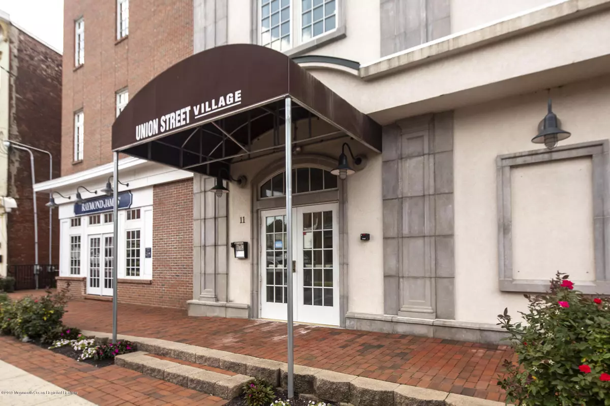 Red Bank, NJ 07701,11 Wharf Avenue #3