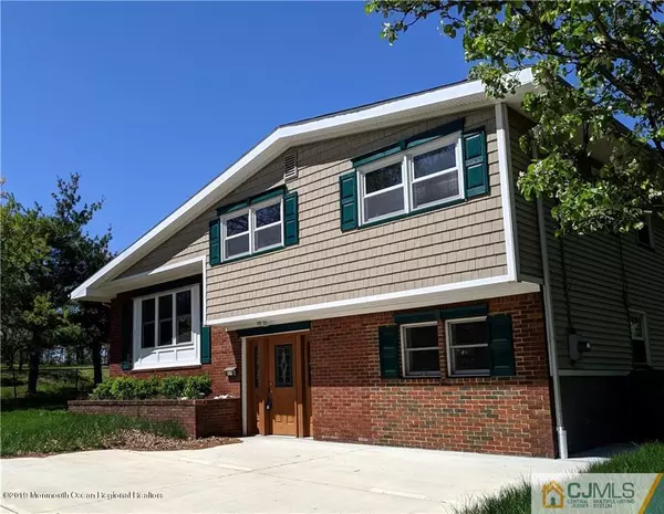 11 Clay Street, Sayreville, NJ 08879