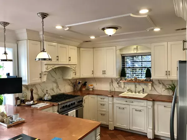 Highlands, NJ 07732,91 Seadrift Avenue