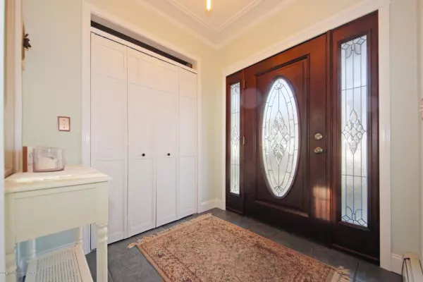 Atlantic Highlands, NJ 07716,45 E Lincoln Avenue