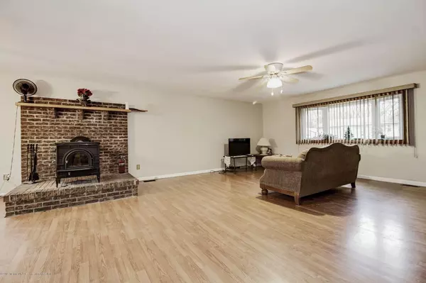 Jackson, NJ 08527,622 Oak Leaf Street