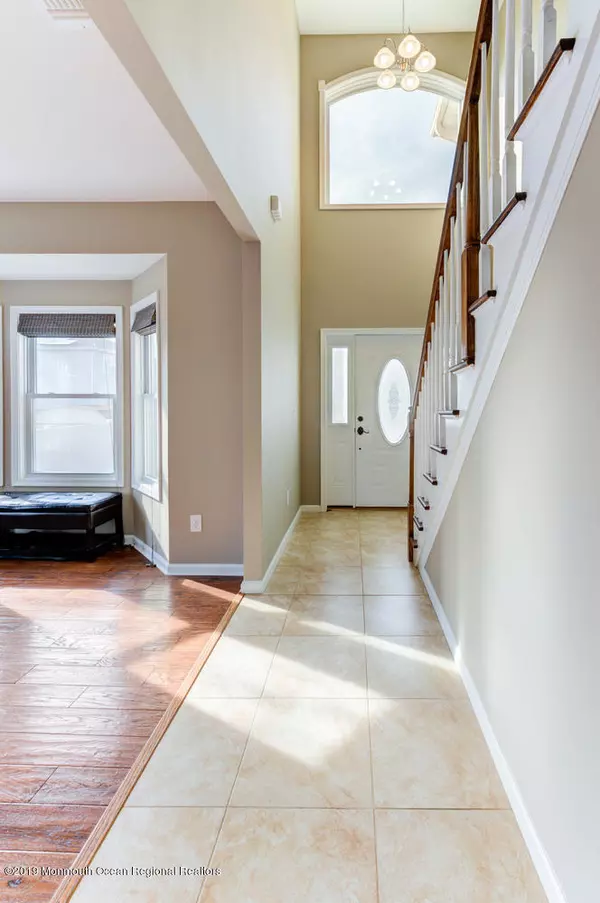 Matawan, NJ 07747,2 Northwood Place