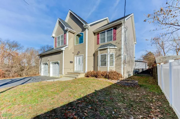 Matawan, NJ 07747,2 Northwood Place
