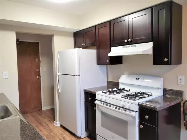 Freehold, NJ 07728,56 Stonehurst Boulevard #B