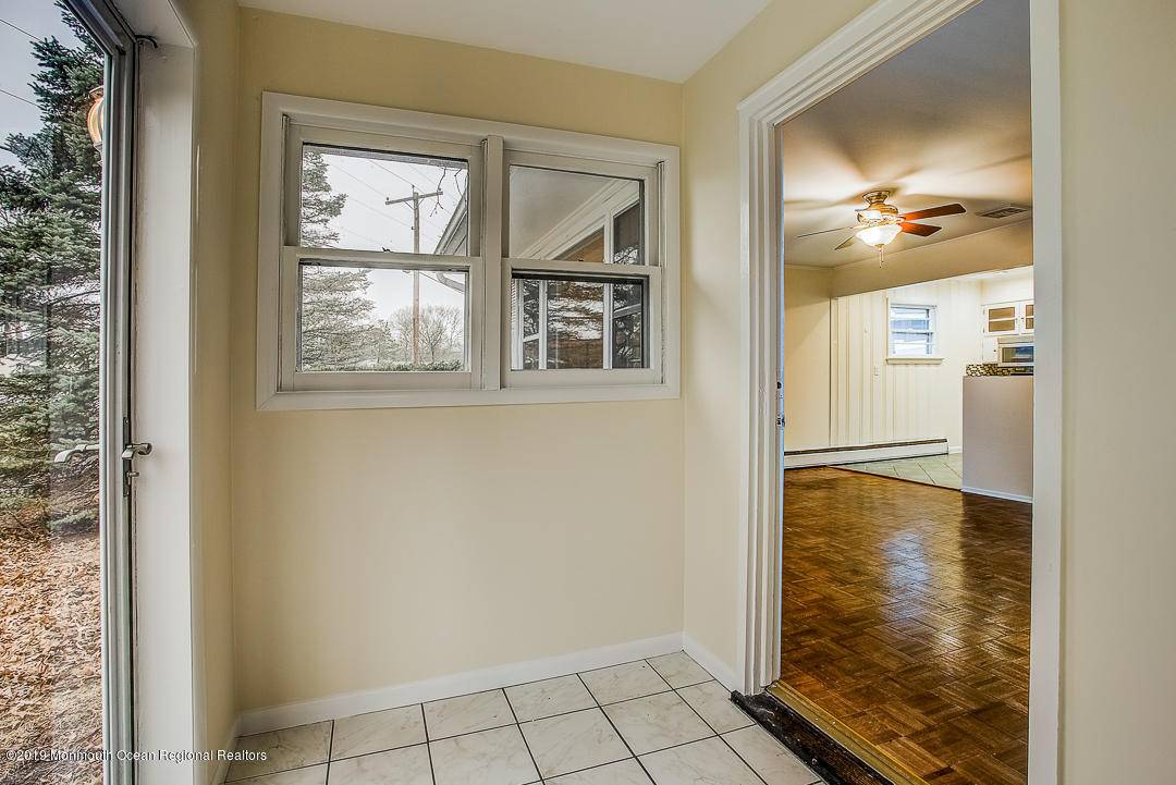 Lanoka Harbor, NJ 08734,751 Maple Road