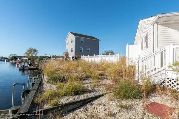Little Egg Harbor, NJ 08087,22 N Binnacle Drive