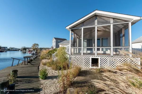 Little Egg Harbor, NJ 08087,22 N Binnacle Drive