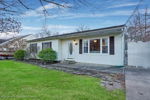 Manahawkin, NJ 08050,136 Skipper Road