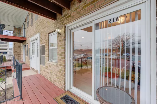 Edison, NJ 08837,18 Judson Street