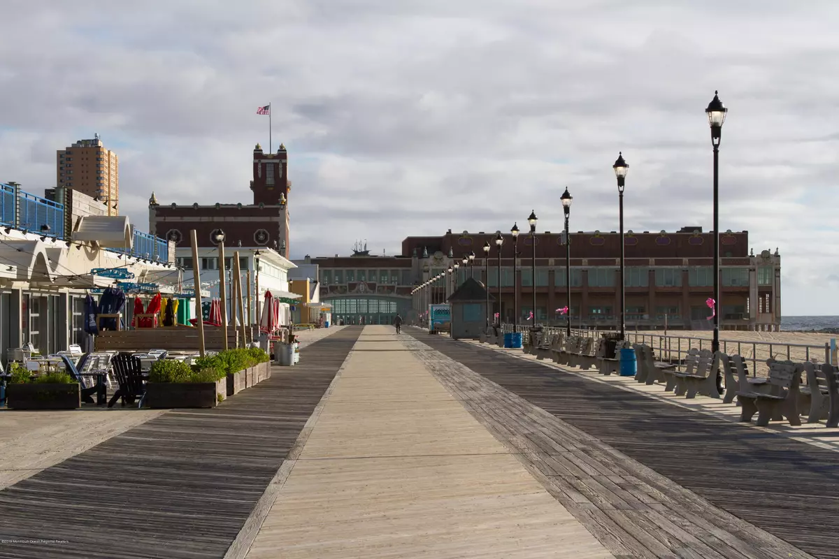 Asbury Park, NJ 07712,1501 Ocean Avenue #1512