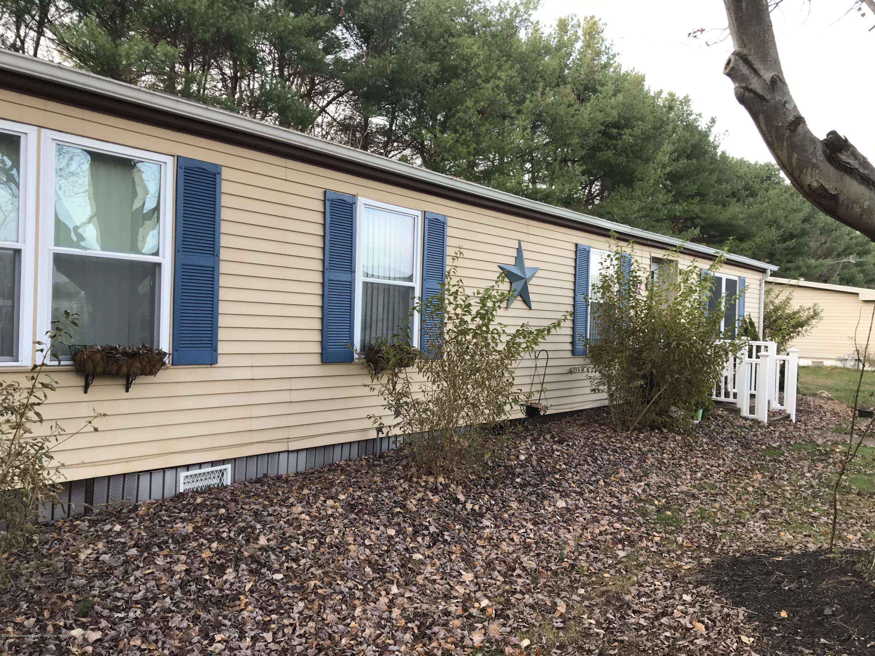 Freehold, NJ 07728,470 Charles Place