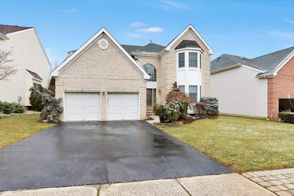 Red Bank, NJ 07701,33 Windward Way