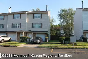 13 Dutch Lane, Hazlet, NJ 07730