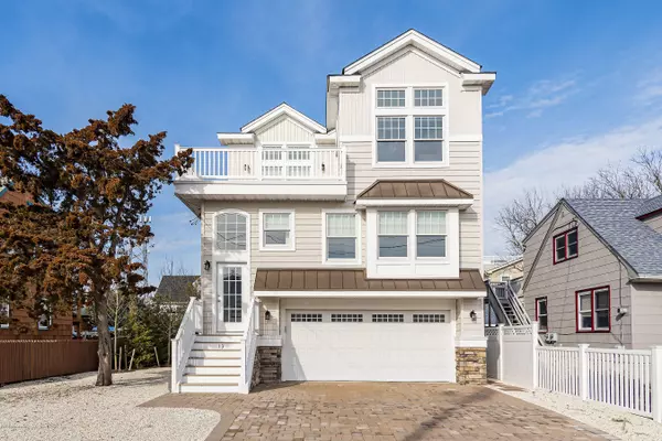 Long Beach Twp, NJ 08008,13 E 23rd Street