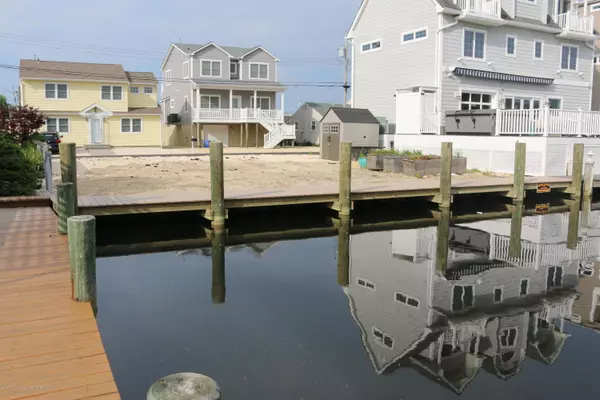 204 S Lagoon Road, Lavallette, NJ 08735