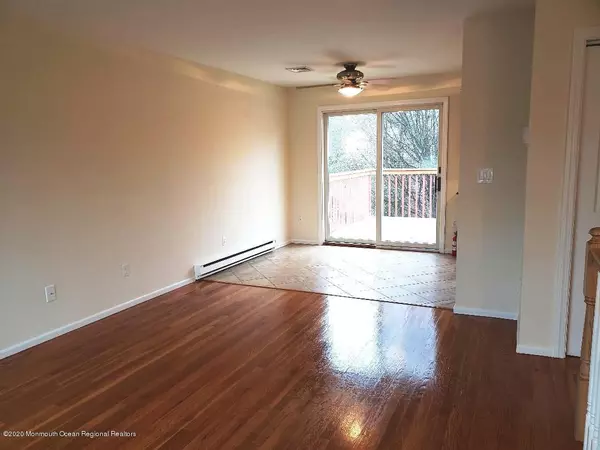 Point Pleasant, NJ 08742,235 Pine Tree Place