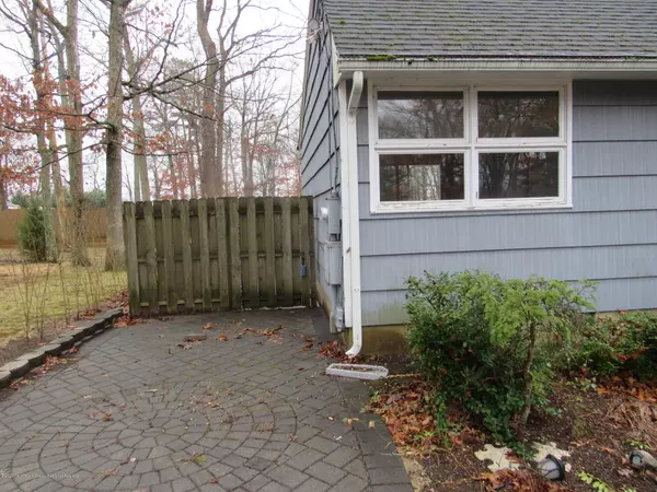 Jackson, NJ 08527,325 New Central Avenue