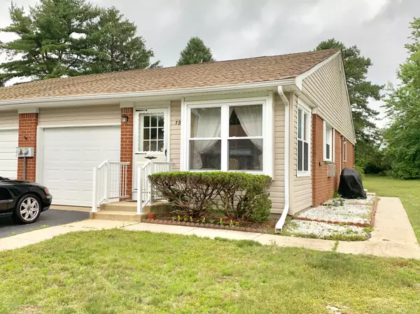 Whiting, NJ 08759,7 Conestoga Drive #B