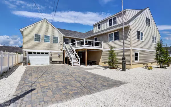 Long Beach Twp, NJ 08008,20 E South 34th Street