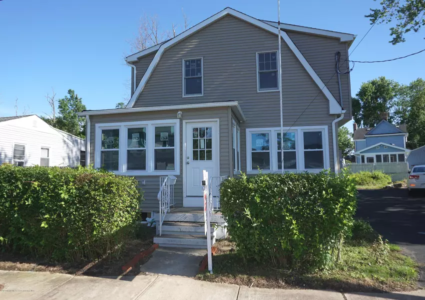 900 Central Avenue, Union Beach, NJ 07735