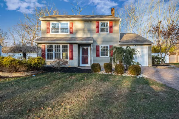 636 Weston Drive, Toms River, NJ 08755