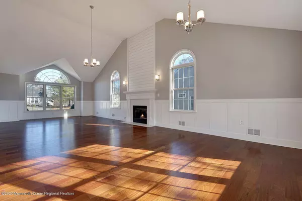 Manahawkin, NJ 08050,357 Neptune Drive