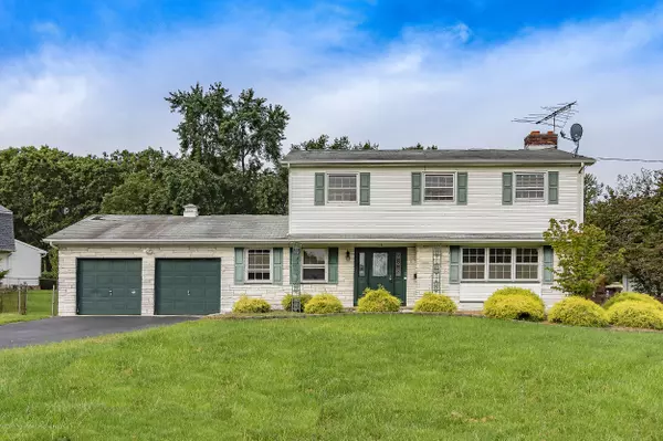 15 Taunton Drive, Howell, NJ 07731