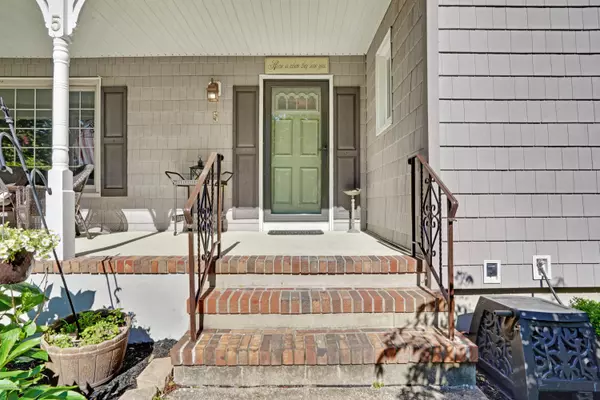 Ocean Twp, NJ 07712,5 Timber Drive