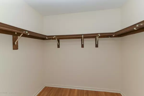 Red Bank, NJ 07701,24 Campo Terrace