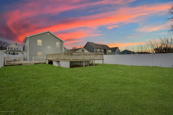 Atlantic Highlands, NJ 07716,39 Leonard Avenue