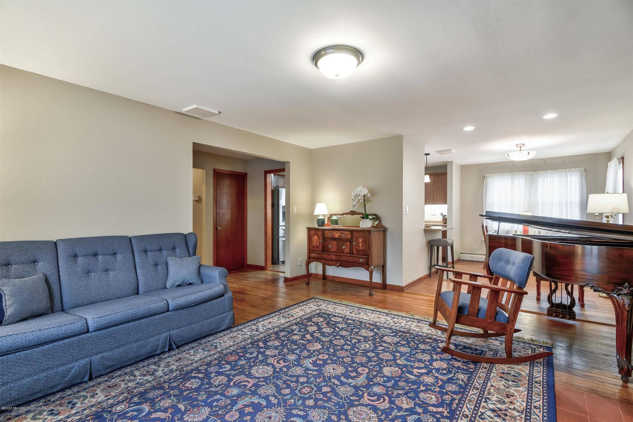 Manalapan, NJ 07726,555 Tennent Road