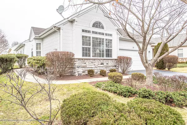 Manalapan, NJ 07726,23 Narrowbrook Court