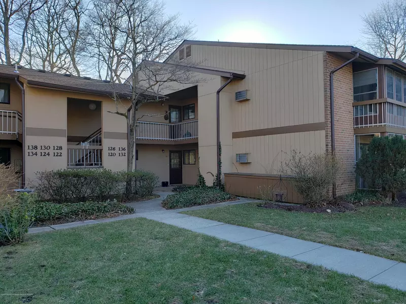 136 Lexington Court, Red Bank, NJ 07701