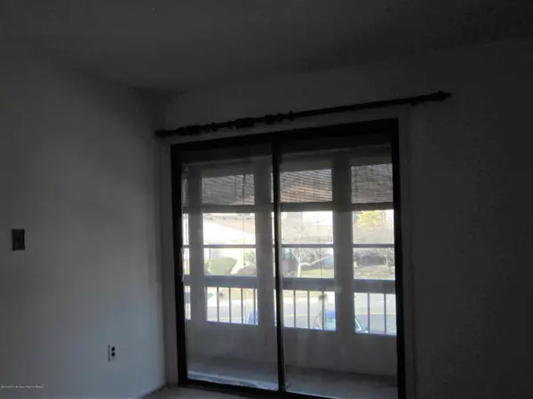 Red Bank, NJ 07701,136 Lexington Court