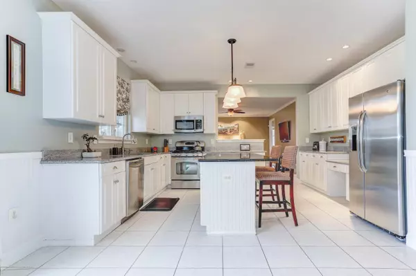 Jackson, NJ 08527,1 Beverly Court