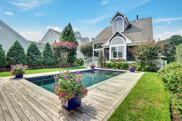 Mantoloking, NJ 08738,956 S Lagoon Lane