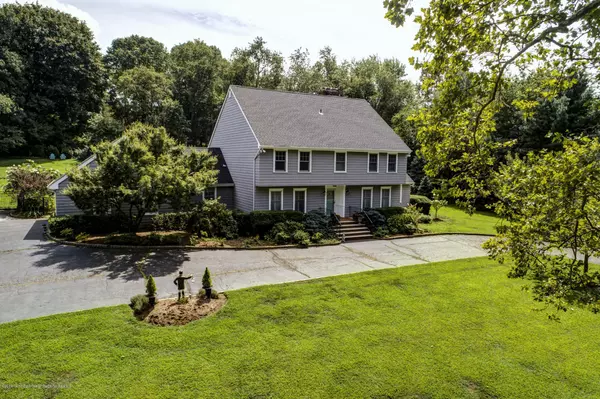 Rumson, NJ 07760,79 W River Road