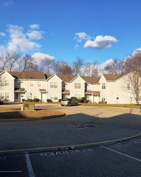 305 Prosperity Court, Toms River, NJ 08755