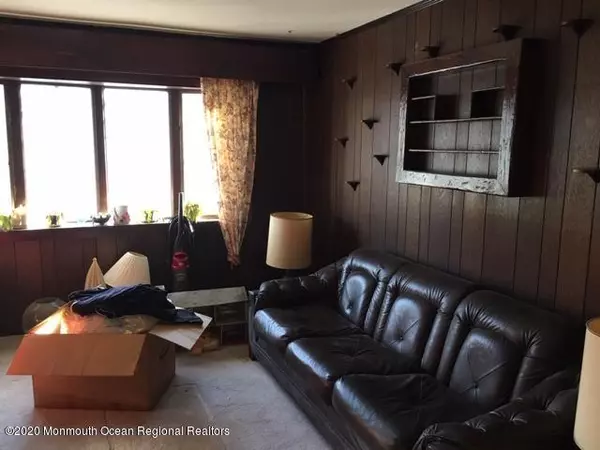 South Amboy City, NJ 08879,42 Barkalow Street