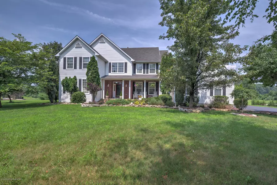 16 Wagner Farm Lane, Millstone, NJ 08535