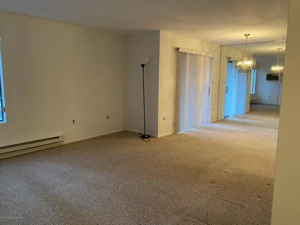 Manalapan, NJ 07726,94 Arrowood Road #A