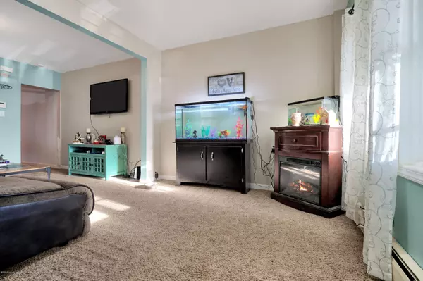 Hamilton, NJ 08610,410 E Franklin Street