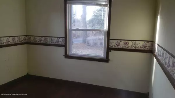 Laurel Springs, NJ 08021,342 E Elma Avenue