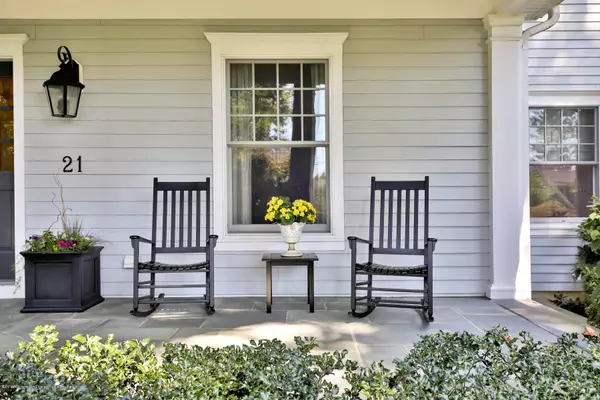 Little Silver, NJ 07739,21 Rosslyn Court