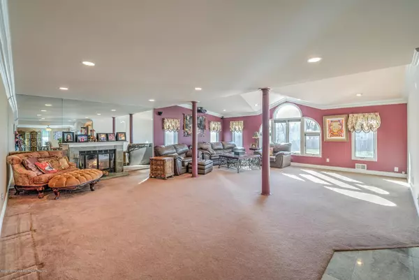 Marlboro, NJ 07746,30 Homestead Circle