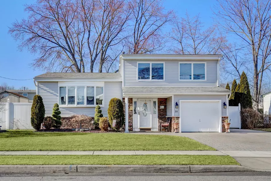 21 Grace Drive, Old Bridge, NJ 08857