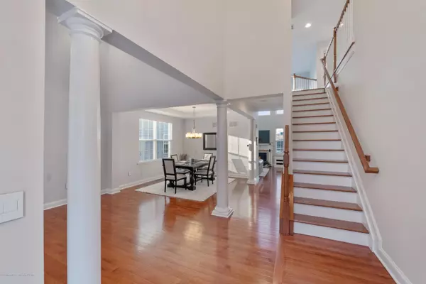 Atlantic Highlands, NJ 07716,9 Papa Court