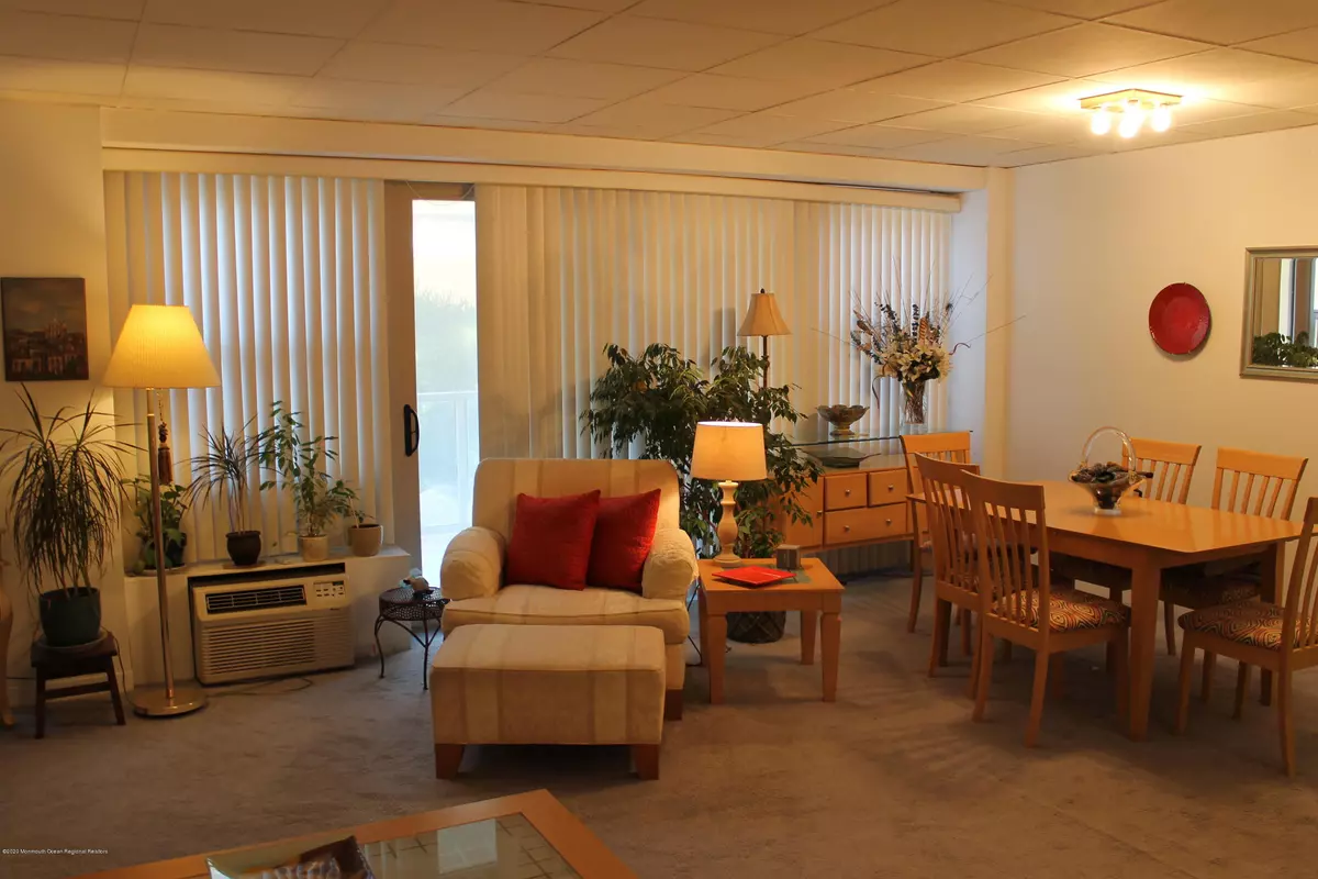 Atlantic City, NJ 08400,2834 Atlantic Avenue #501