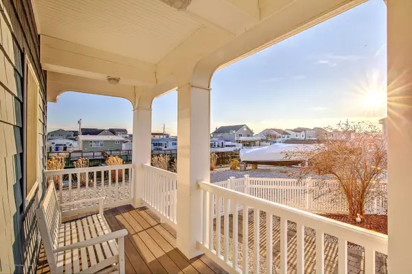 Manahawkin, NJ 08050,51 Dorothy Drive